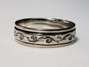 Size 6, Artisan Crafted Sterling Silver "Tribal Design" Spinner Ring 4+ gms of .925