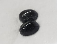 Load image into Gallery viewer, Black Star Oval (pair) 2.62 cts Loose A 8mm x 6mm Gemstone