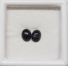 Load image into Gallery viewer, Black Star Oval (pair) 2.62 cts Loose A 8mm x 6mm Gemstone